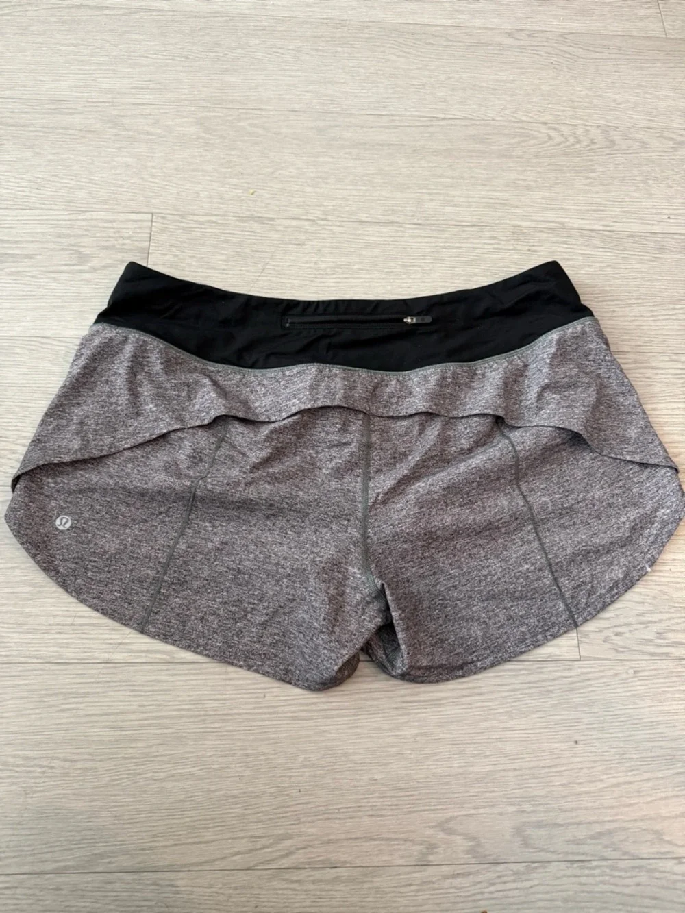 Lululemon Speed Up Shorts Long 4 Updated Fit Gray And Black Size 14tall